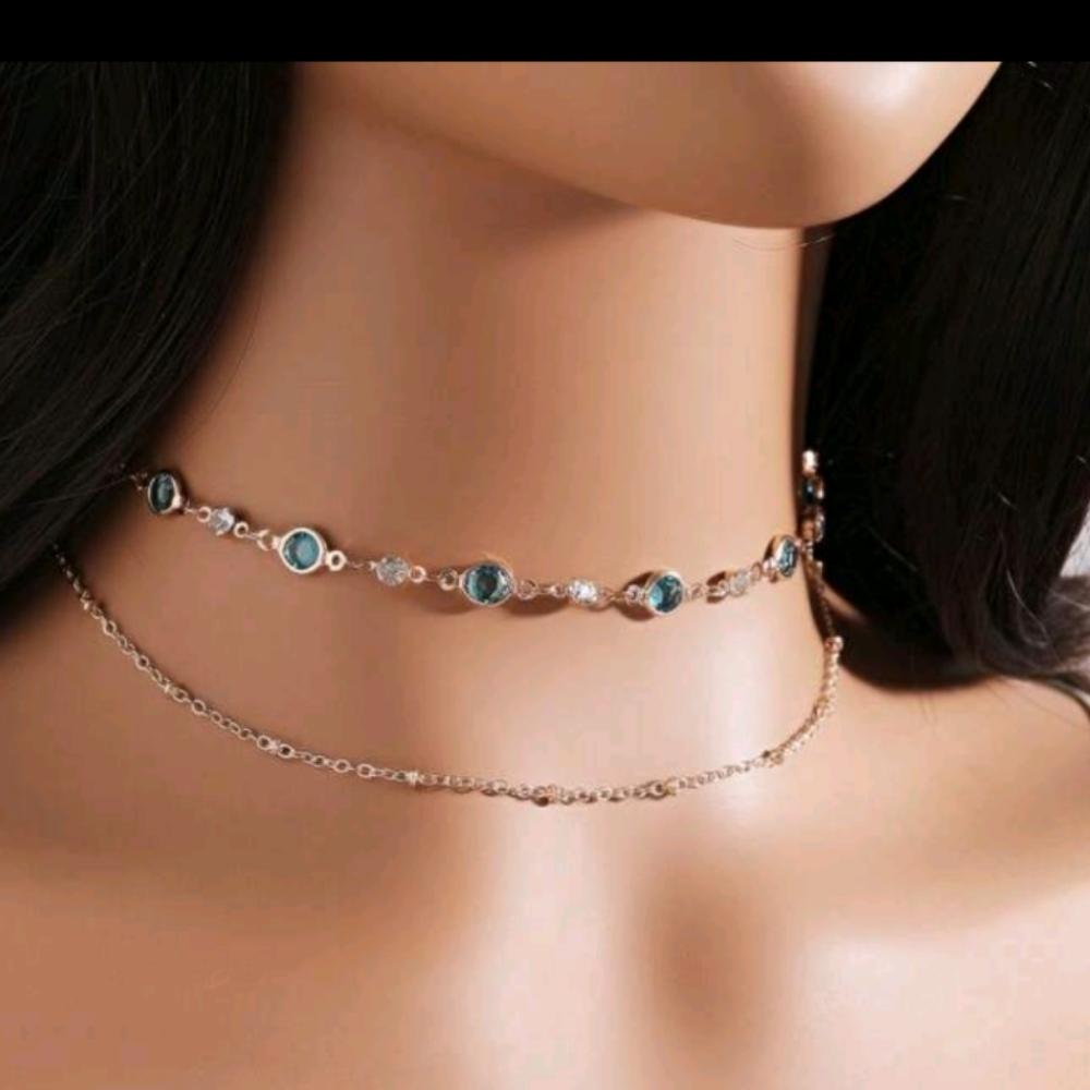 Elegant Blue Glass and Gold Choker Necklace